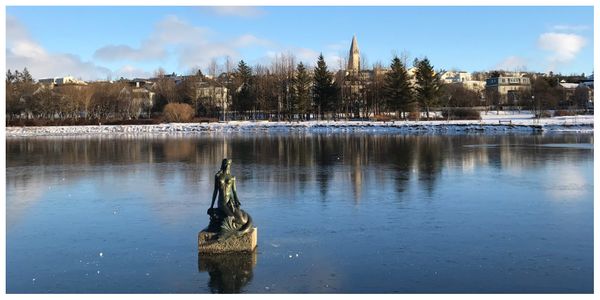 Lista på saker om Island